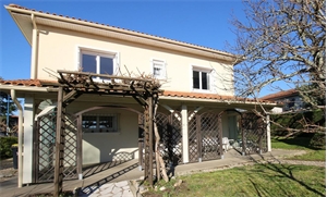 maison à la vente -   24490  LA ROCHE CHALAIS, surface 4 m2 vente maison - UBI429909353